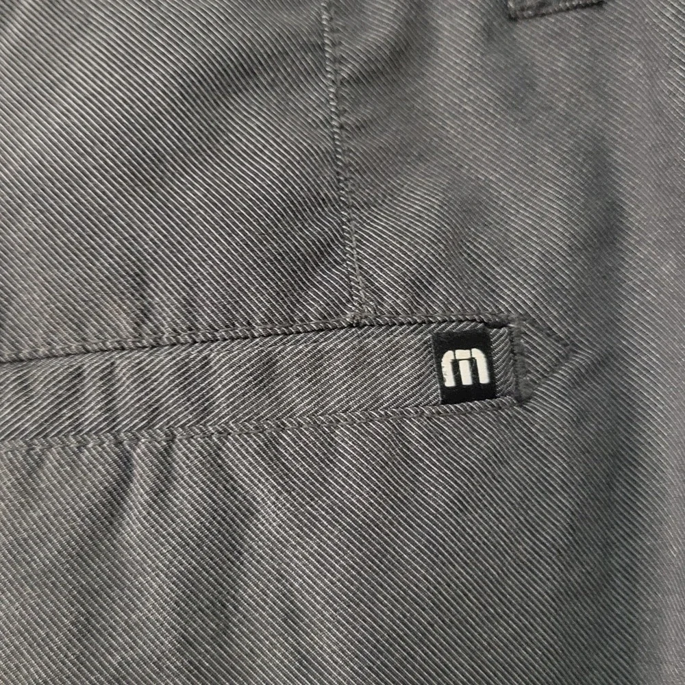 Travis Mathew Men's Gray Golf‎ Shorts Size 34 Lightweight Casual Athletic